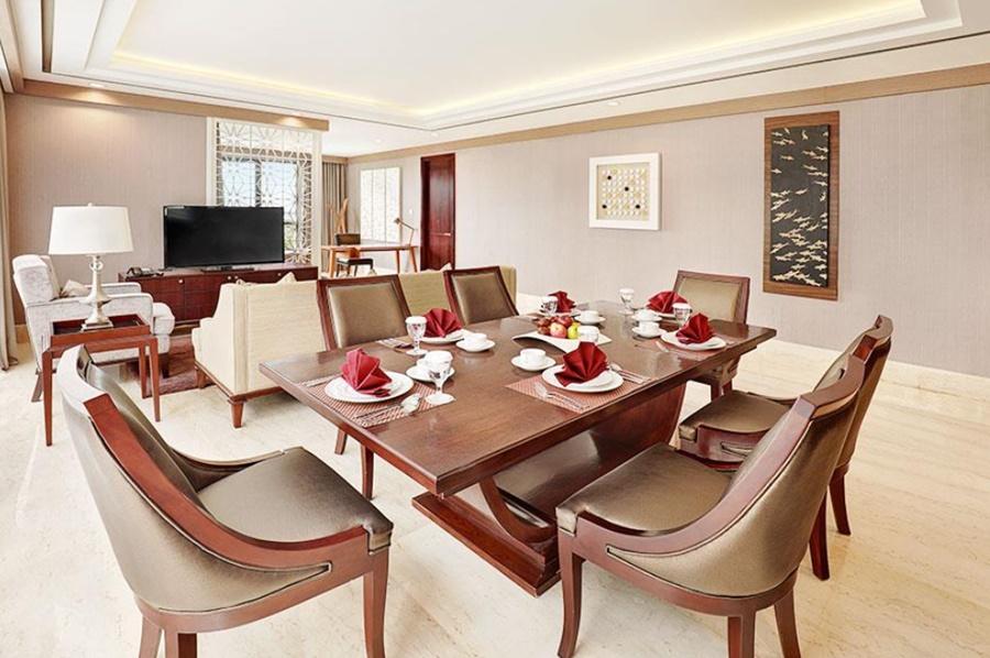 Swiss-Belhotel Соронг Экстерьер фото