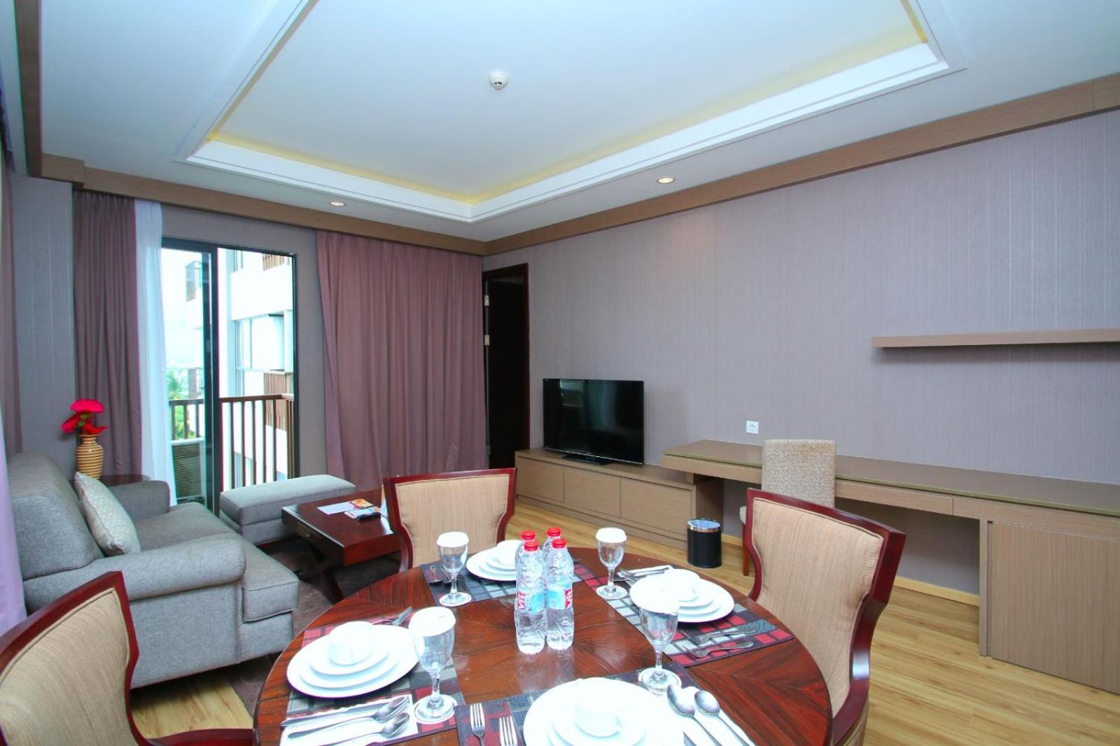 Swiss-Belhotel Соронг Экстерьер фото