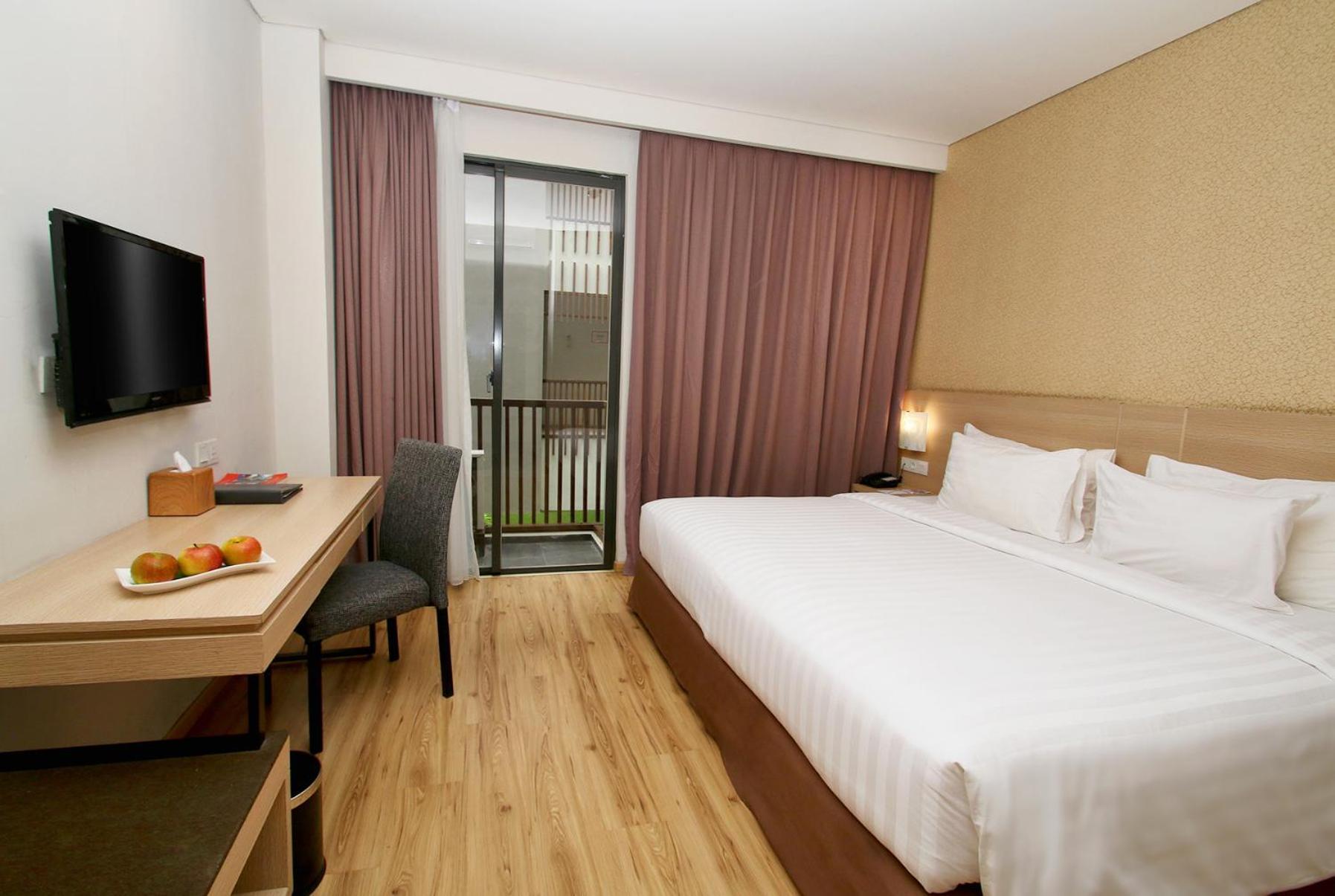 Swiss-Belhotel Соронг Экстерьер фото