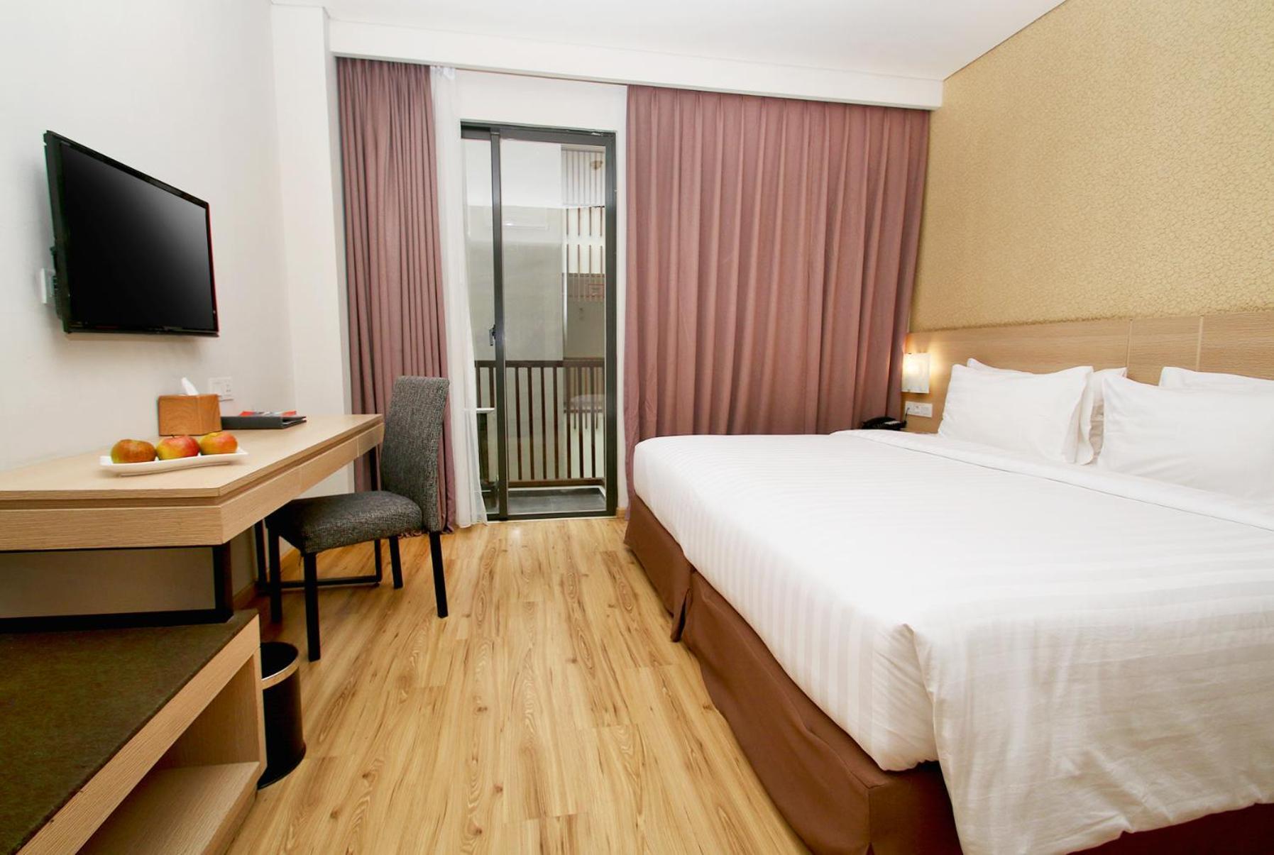 Swiss-Belhotel Соронг Экстерьер фото