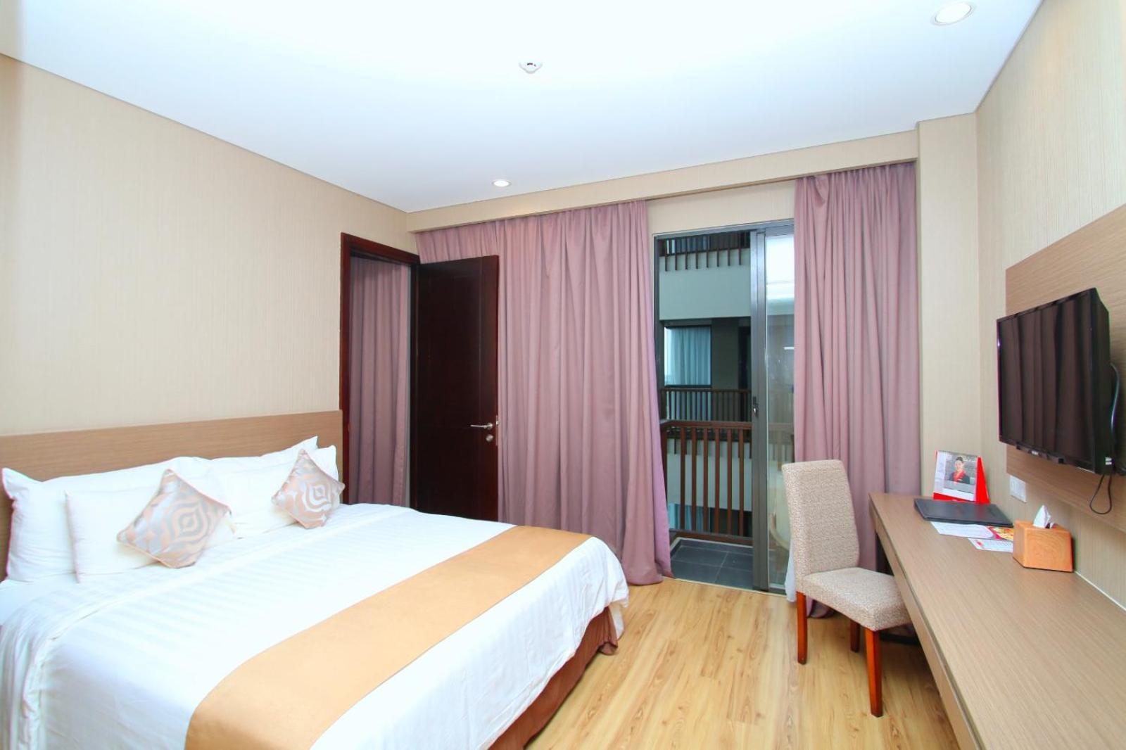 Swiss-Belhotel Соронг Экстерьер фото